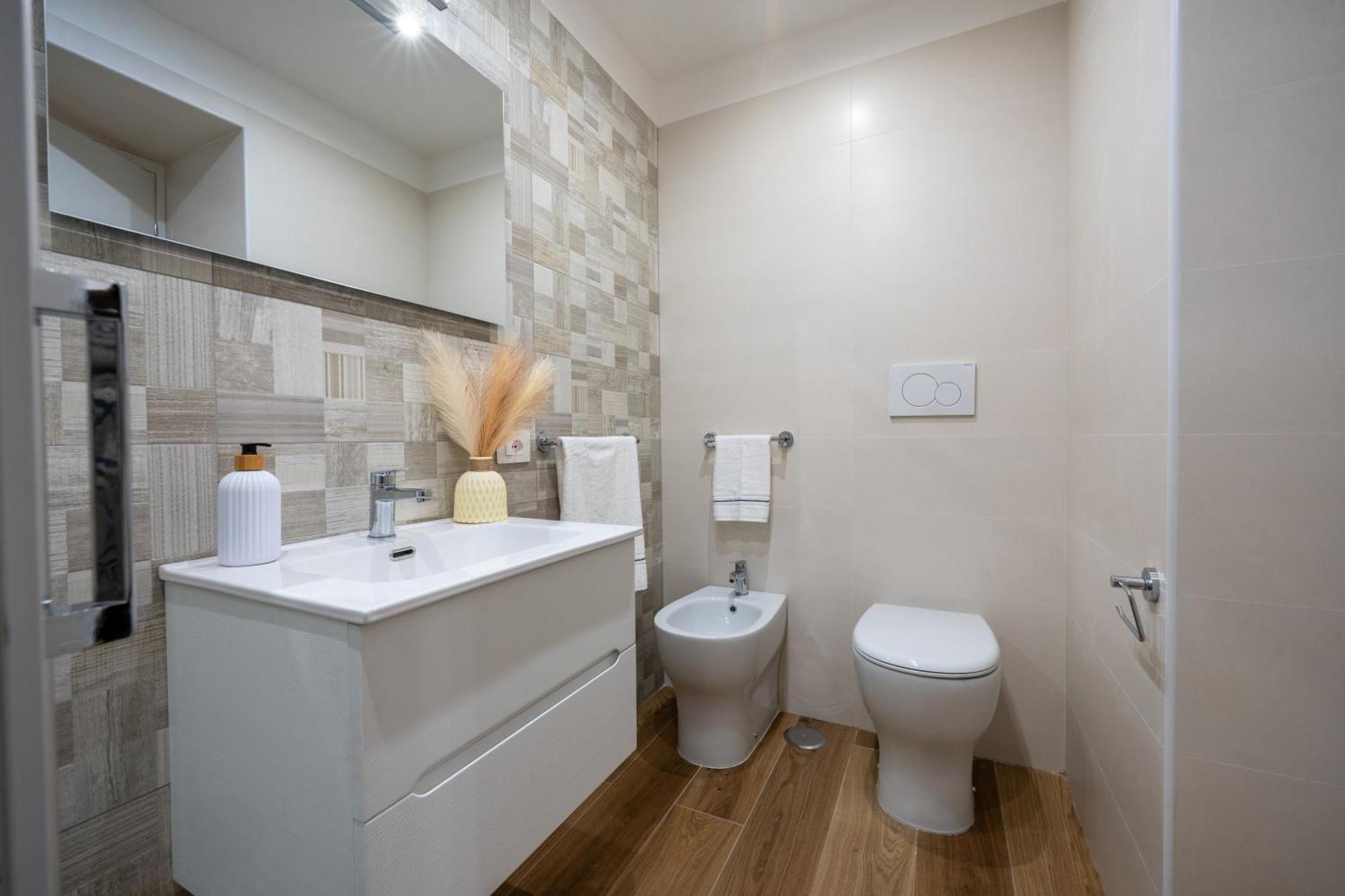 Maraf Rooms Torre Annunziata Bagian luar foto