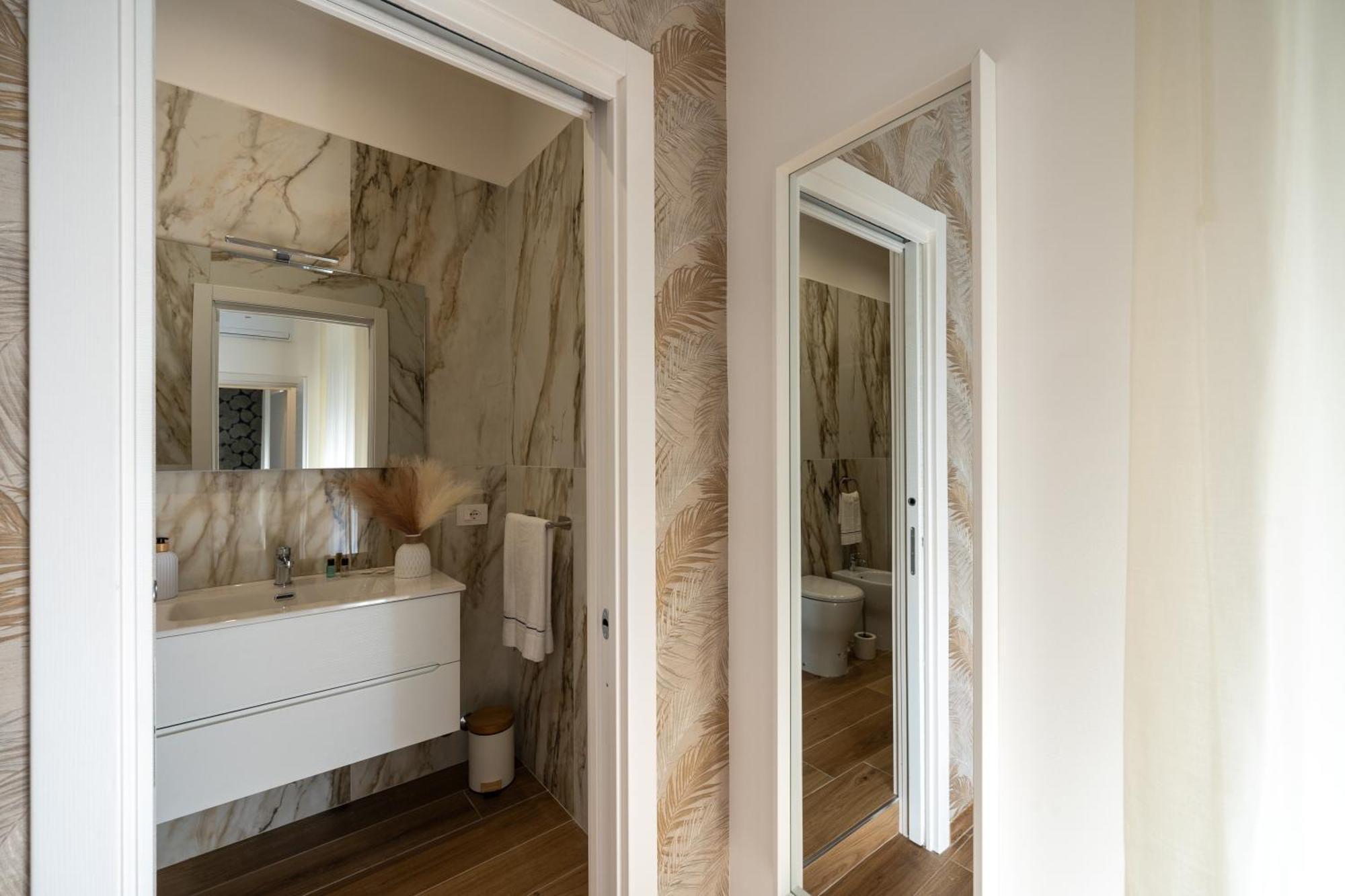 Maraf Rooms Torre Annunziata Bagian luar foto
