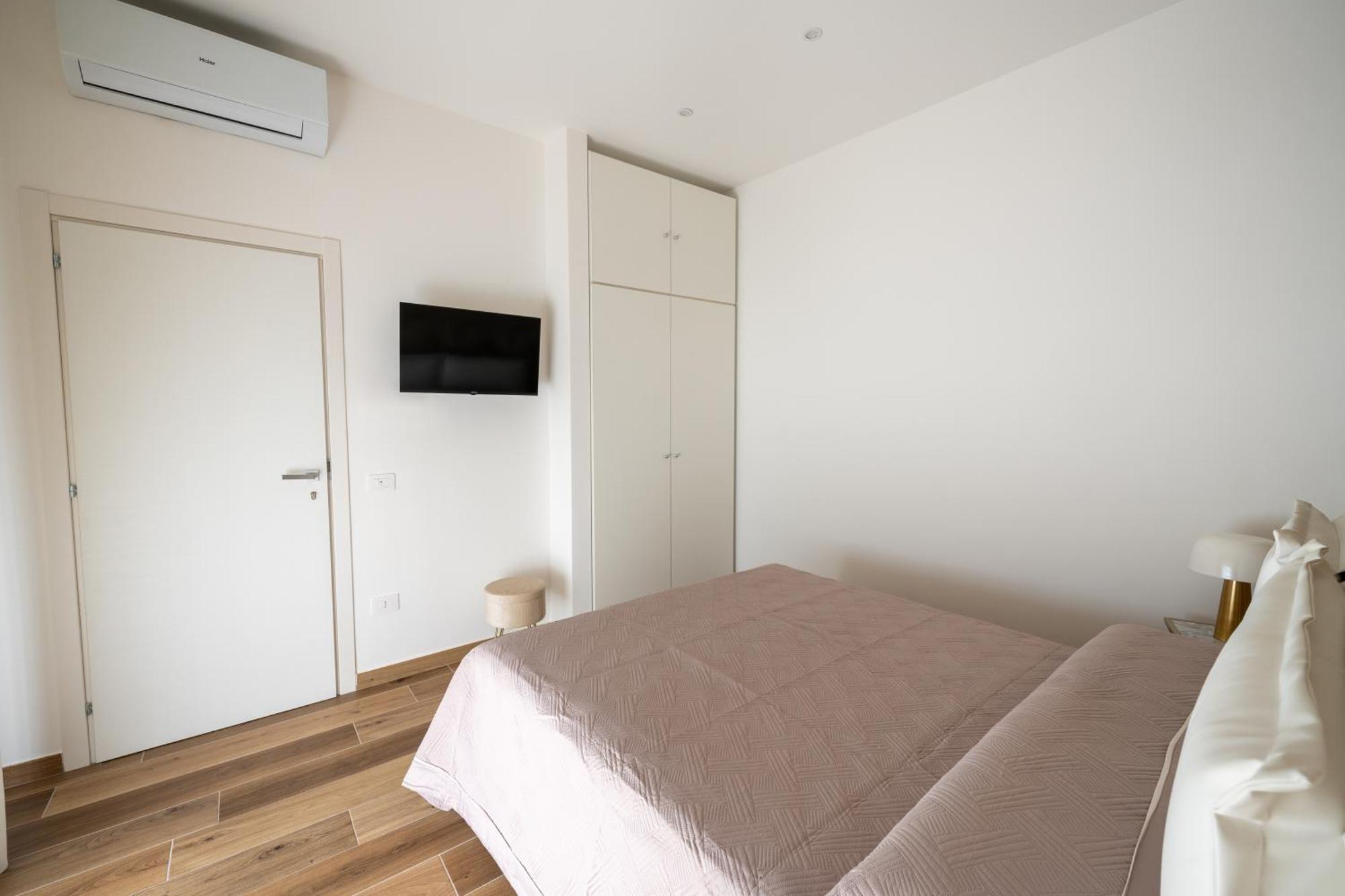 Maraf Rooms Torre Annunziata Bagian luar foto