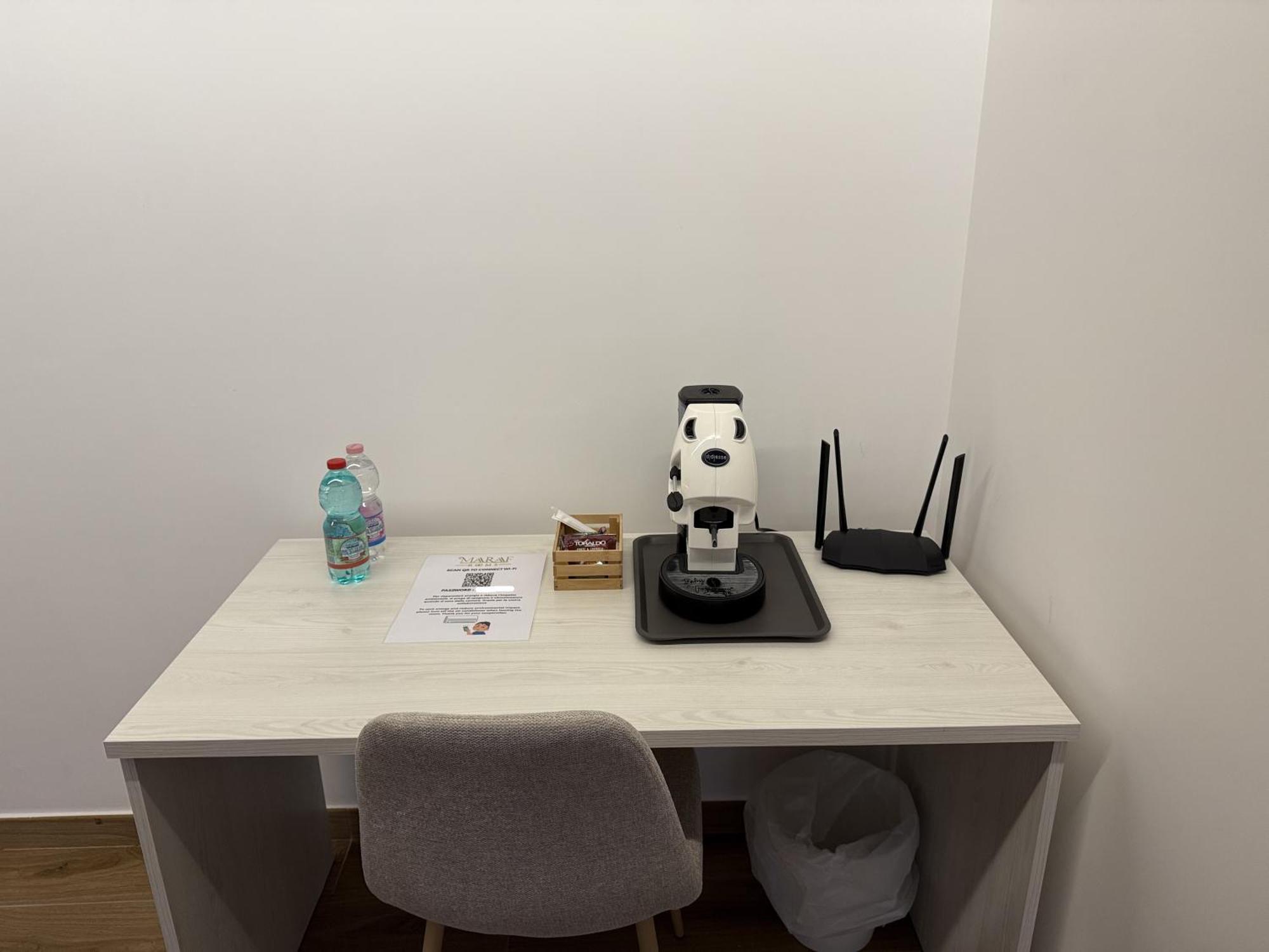 Maraf Rooms Torre Annunziata Ruang foto